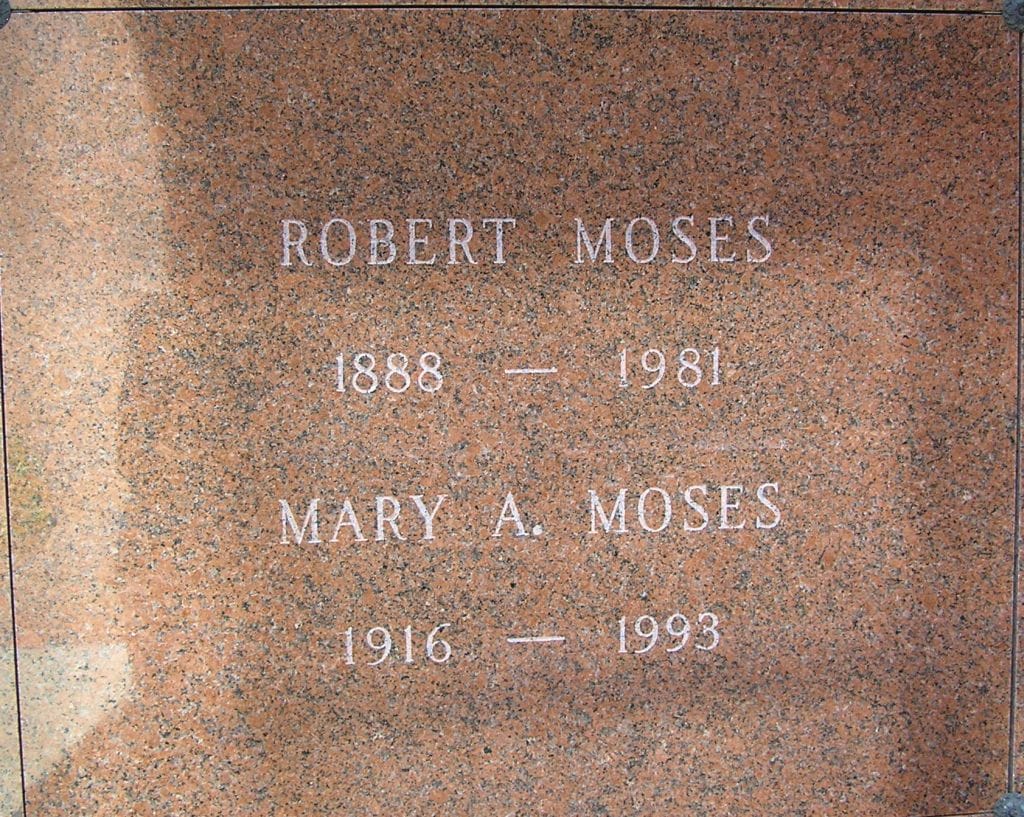 Robert Moses's tombstone lol